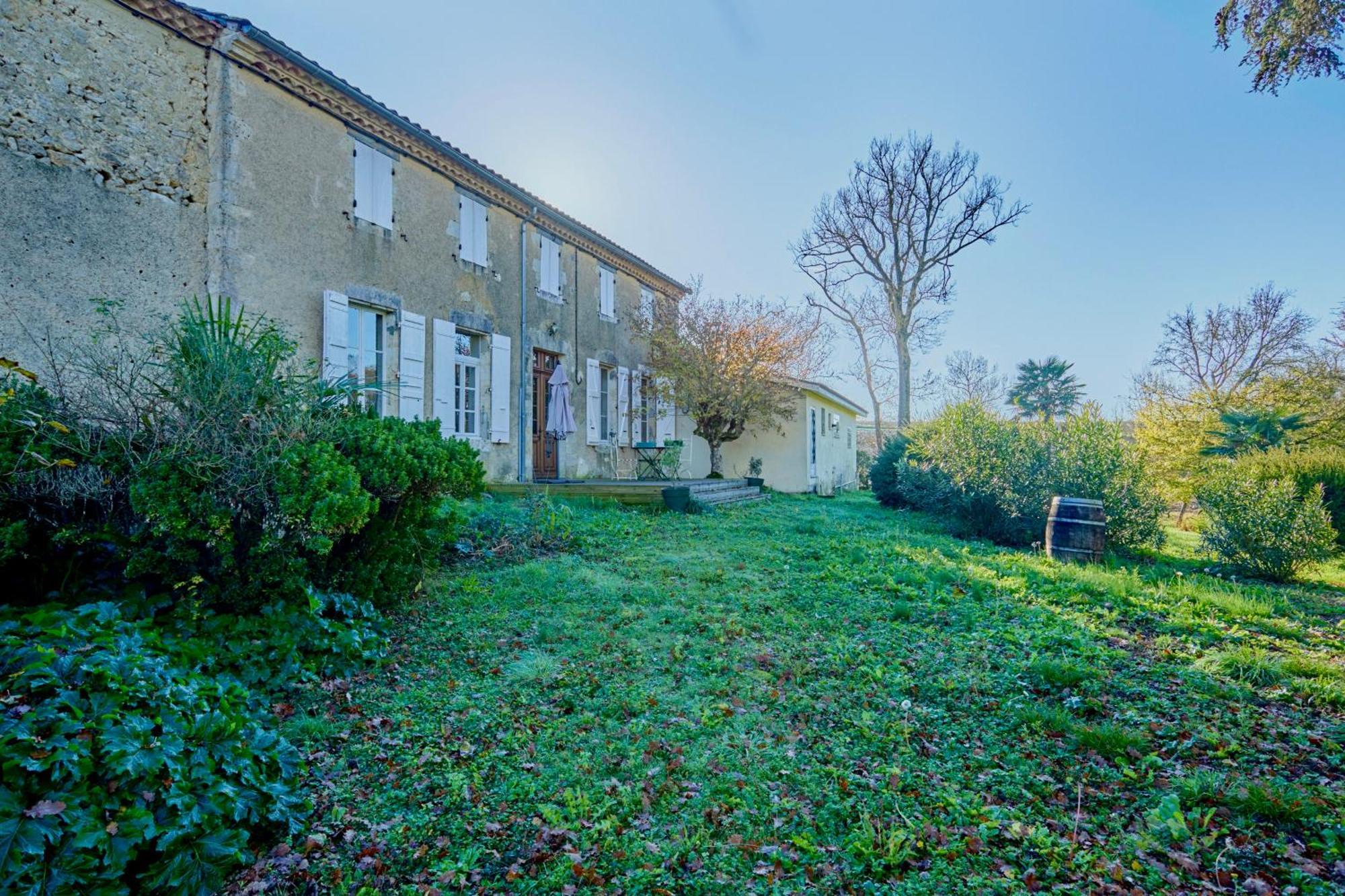 Chambres D'Hotes De Charme Avec Piscine - Le Clos Boissiere Valence-sur-Baïse Eksteriør bilde