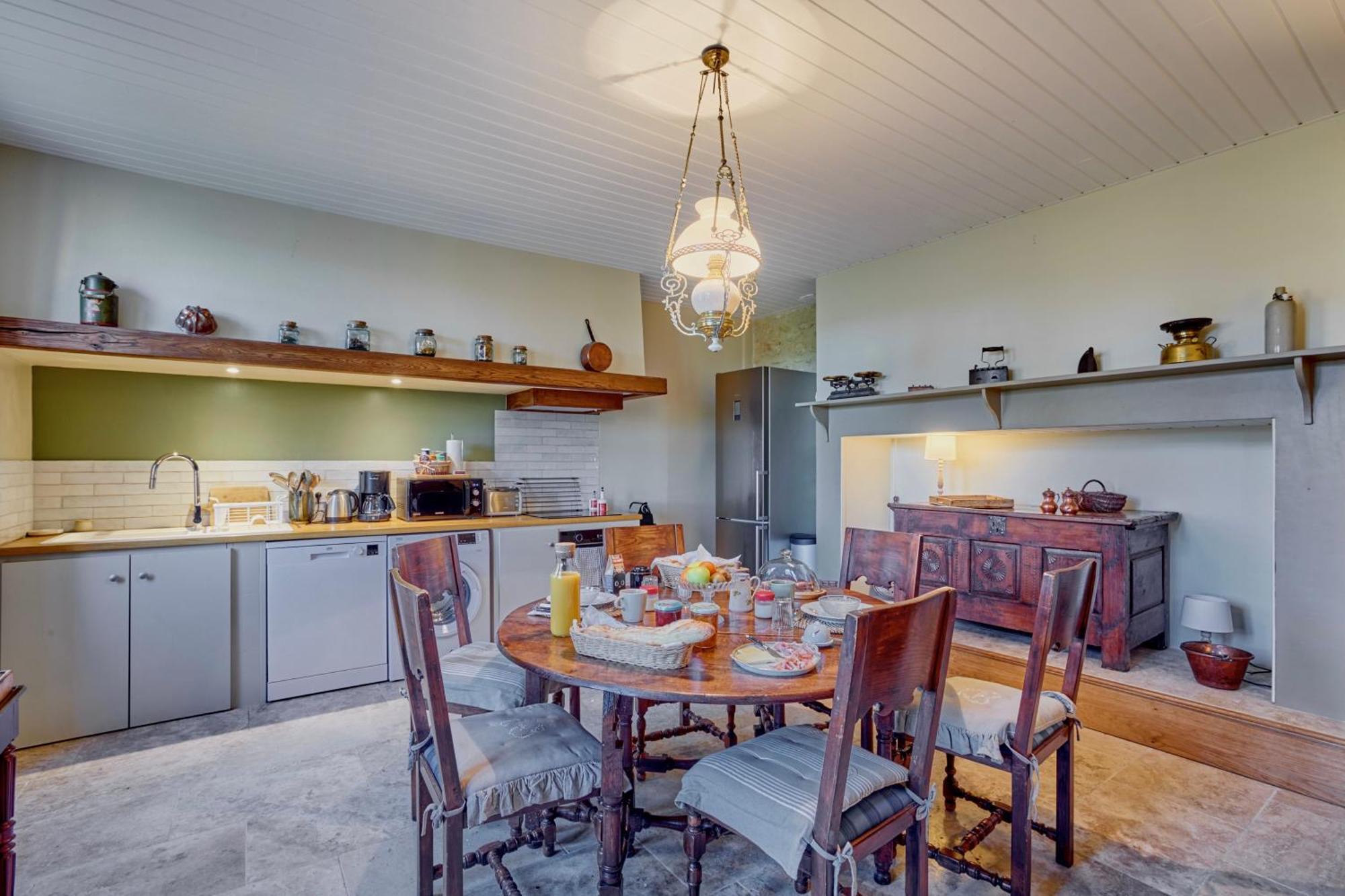 Chambres D'Hotes De Charme Avec Piscine - Le Clos Boissiere Valence-sur-Baïse Eksteriør bilde